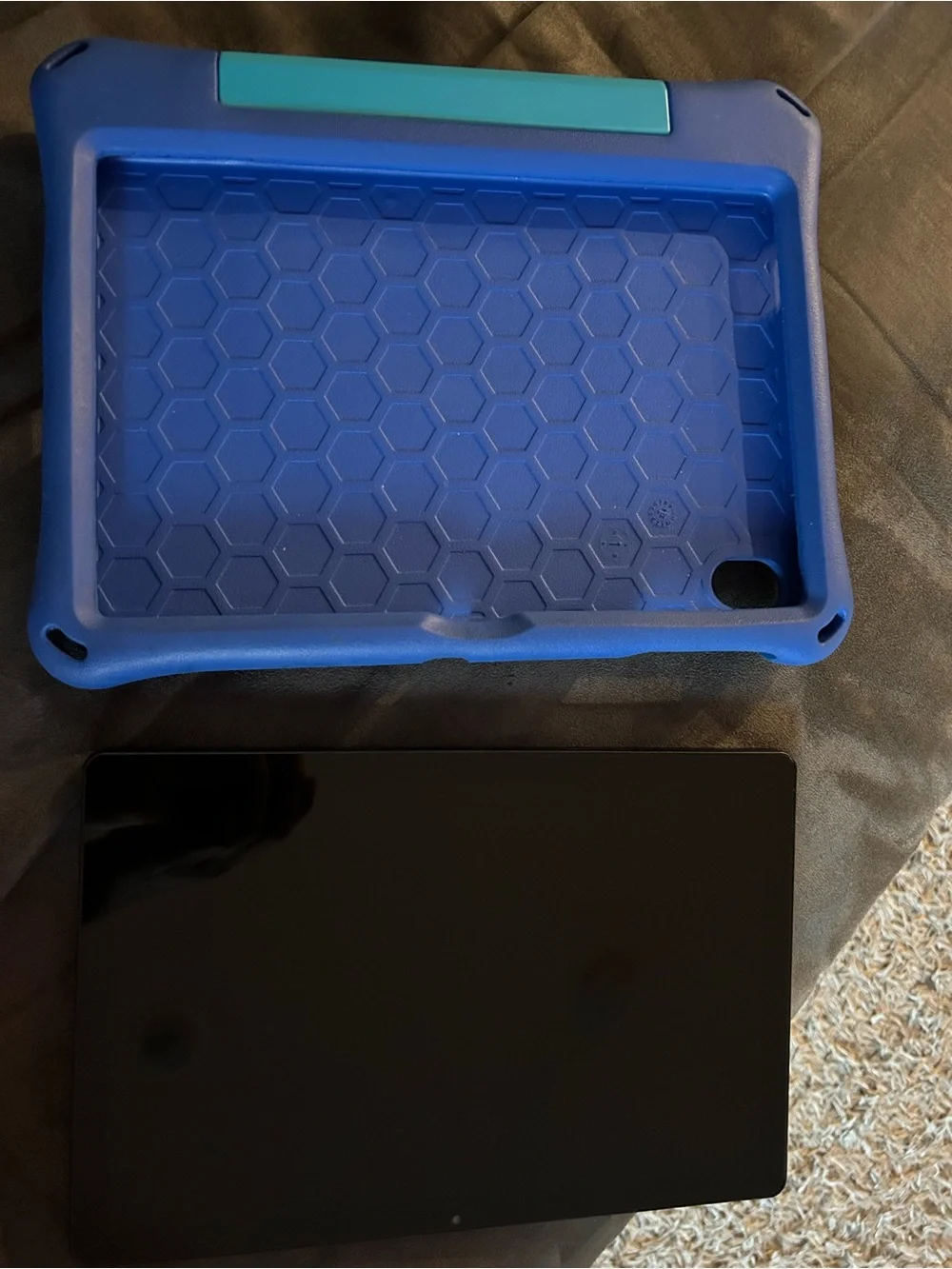 Navy blue Tablet - Slim Touchscreen Tablet (Brand Onn) comes with case included